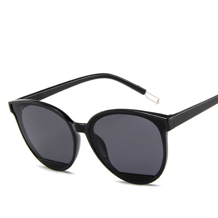 retro sunglasses / women